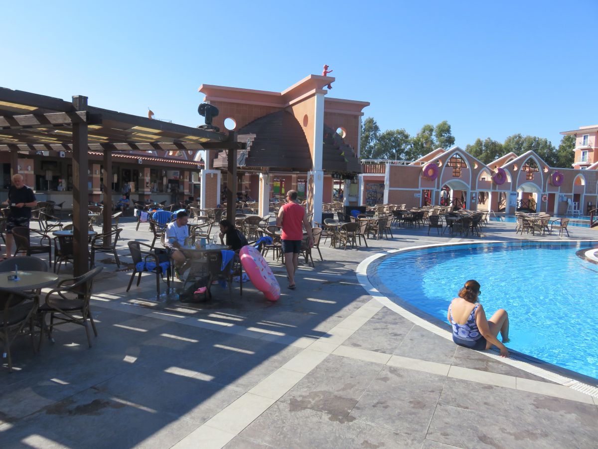 imagini hotel MEGASARAY 2021